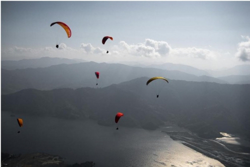 Paragliding in Nepal