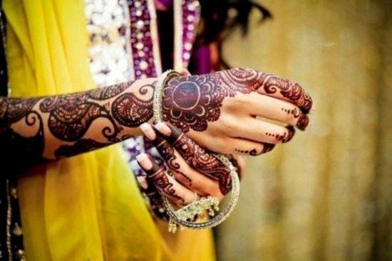 You Never Know These Unknown Ways By Which You Can Make Your Mehndi Darker On Your Wedding