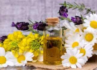 4 Must-Have Herbal Oils