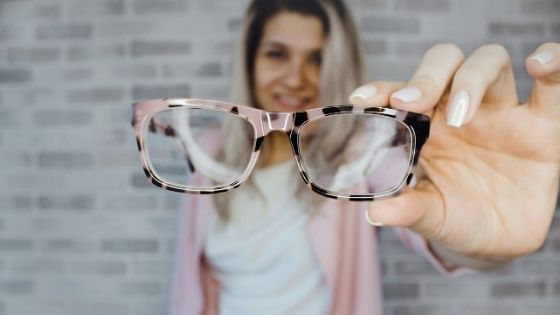 How to Choose the Right Frame for Your Eyeglasses