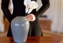 Post-Cremation Duties: What to Do With a Loved One's Ashes