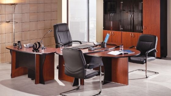 3 Common Office Furniture and Their Purposes