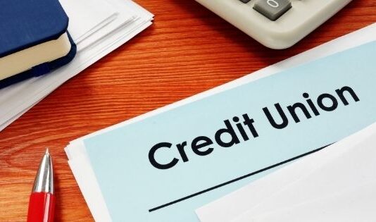 How Does a Federal Credit Union Differ From a Bank