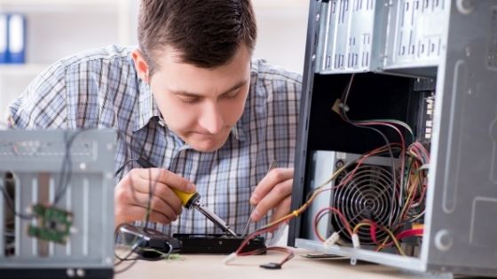 Why Should You Go to a PC Repair Service Centre