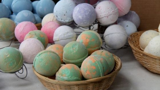 Why People Love Bath Bombs