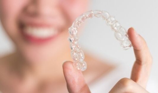 6 Signs You Might Need Invisalign Treatment