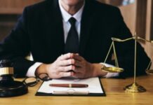 Tips to Choosing the Right Lawyer For You