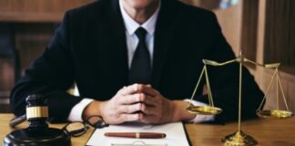 Tips to Choosing the Right Lawyer For You
