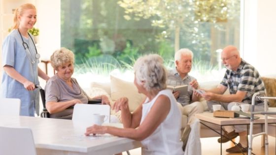 Choosing the Right Senior Living Facility - 4 Things to Keep in Mind