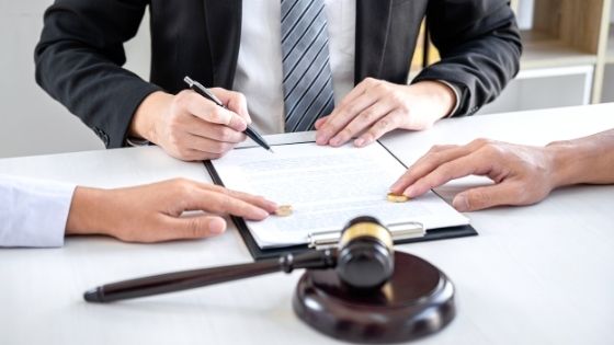 Selecting The Right Divorce Lawyer