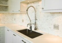 Design Considerations: Choosing Between Fireclay and Cast Iron Sinks for Your Kitchen Remodel
