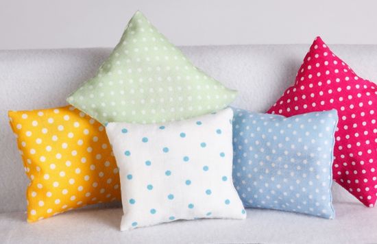 How to Choose the Perfect Pillows for Your Home Decor